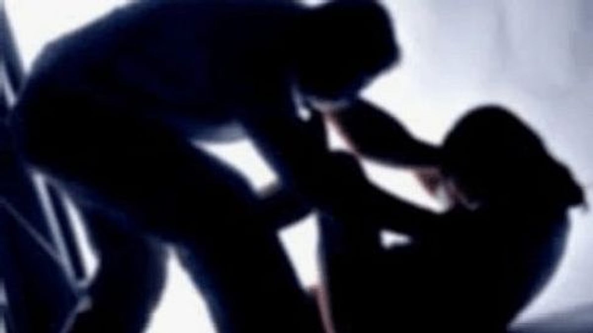 “மூதாட்டியை பாலியல் வன்கொடுமை செய்த வாலிபர் கைது” : குண்டர் சட்டத்தில் சிறையில் அடைத்து போலிஸ் அதிரடி!