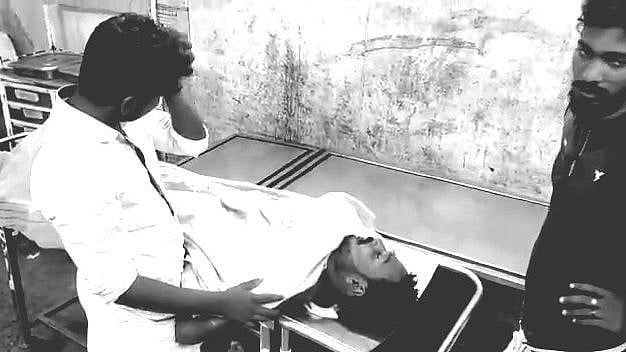 திருவிழாவில் இன்னொரு சோகம்.. முட்டுக்கட்டை போடும்போது சப்பரத்தில் சிக்கி இளைஞர் பலி- நாகை அருகே விபரீதம்!