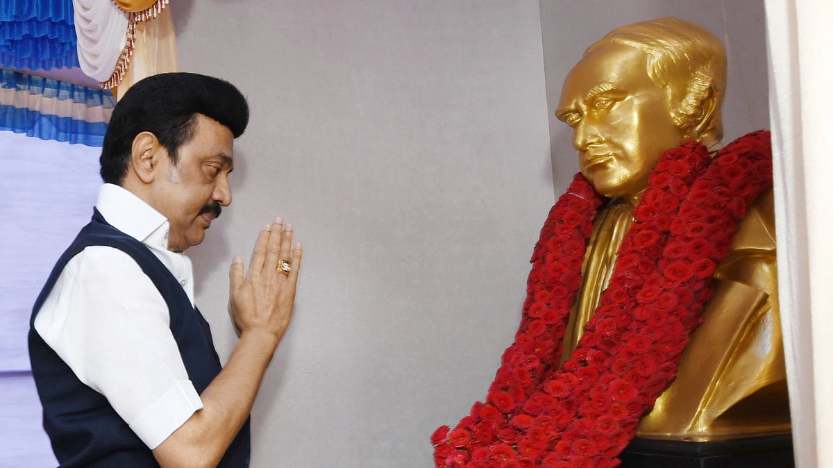 200 ஆண்டுகளுக்கு முன்பு உதகையை கண்டறிந்து கட்டமைத்த ஜான் சல்லிவன்.. சிலை திறந்து கவுரப்படுத்திய முதல்வர்!