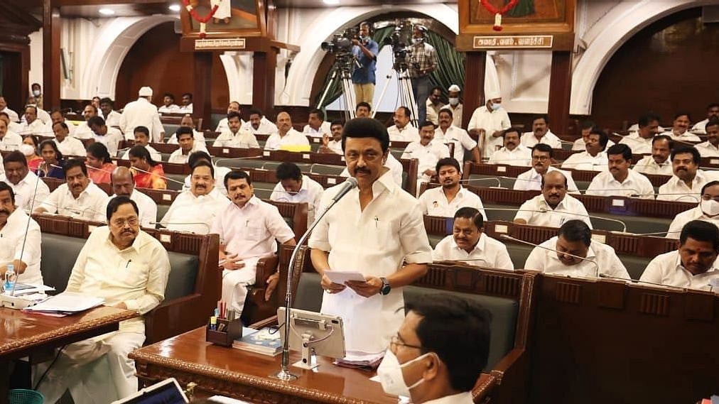 “கூடுதல் மனச் சுமையுடன் பங்கேற்கிறேன்.. இதுவே கடைசி சம்பவமாக இருக்கட்டும்” : பேரவையில் முதல்வர் உருக்கம்!