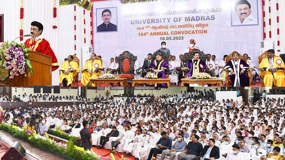 “கல்வித்தான் உண்மையான சொத்து.. அதை யாரும் பிரிக்க முடியாது” : பட்டமளிப்பு விழாவில் முதல்வர் நெகிழ்ச்சி!