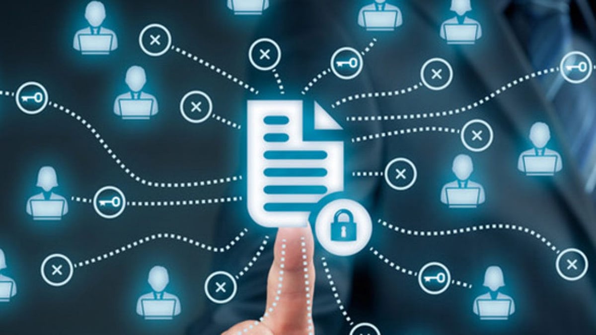 குடியால் நேர்ந்த கொடுமை.. பல லட்சம் பொதுமக்களின் விவரங்களை தொலைத்த ஊழியர்! பின்னணி என்ன? 