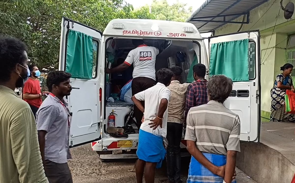 வேலூர் to சென்னை.. ஓடும் ஆம்புலன்சில் சிகிச்சை - பச்சிளம்  குழந்தையின் உயிரை காப்பாற்றிய அரசு மருத்துவர்!