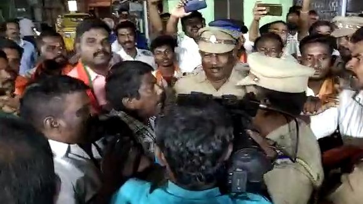 அண்ணாமலையை பேட்டி எடுக்கும்போது செய்தியாளரை தாக்கிய பா.ஜ.க-வினர்.. பத்திரிகையாளர்கள் கண்டனம்!