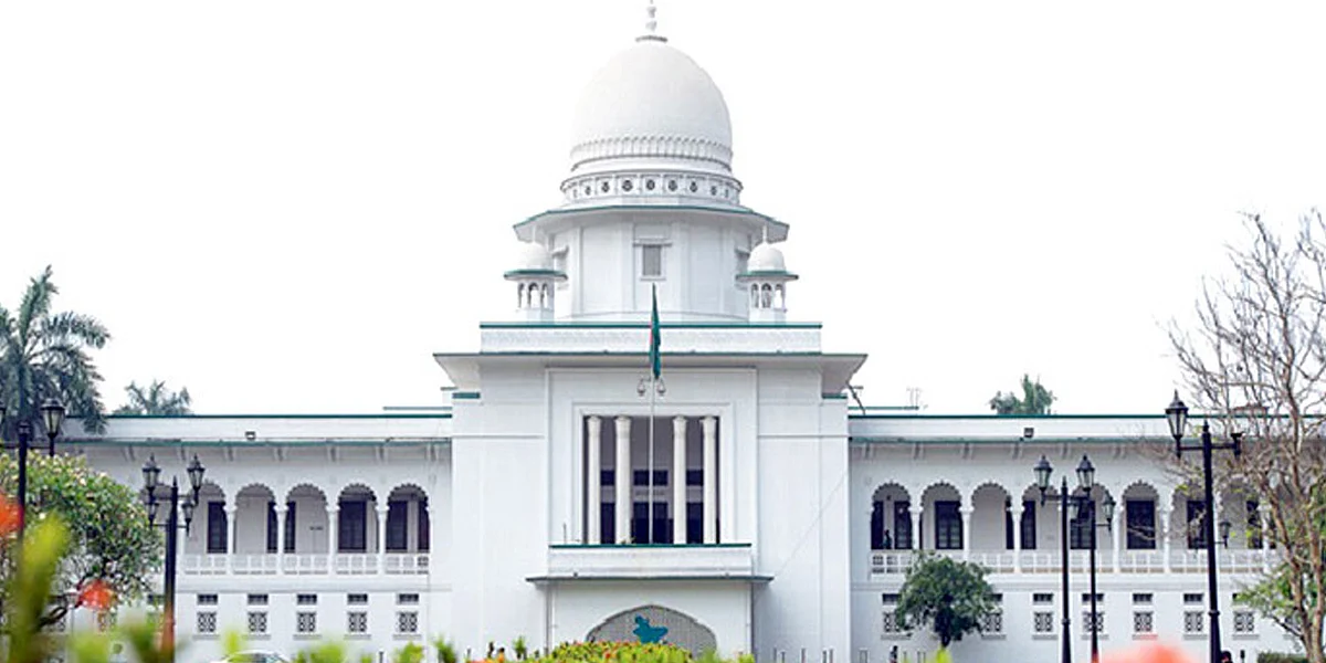জাপানি নাগরিক হোশি কুনিও হত্যা মামলায় মৃত্যুদণ্ডাদেশ পাওয়া চার আসামির ফাঁসির আদেশ বহাল থাকলেও খালাস পেয়েছেন একজন।