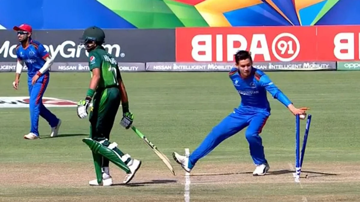 এমন মানকাডিং আউট এখন বৈধ।