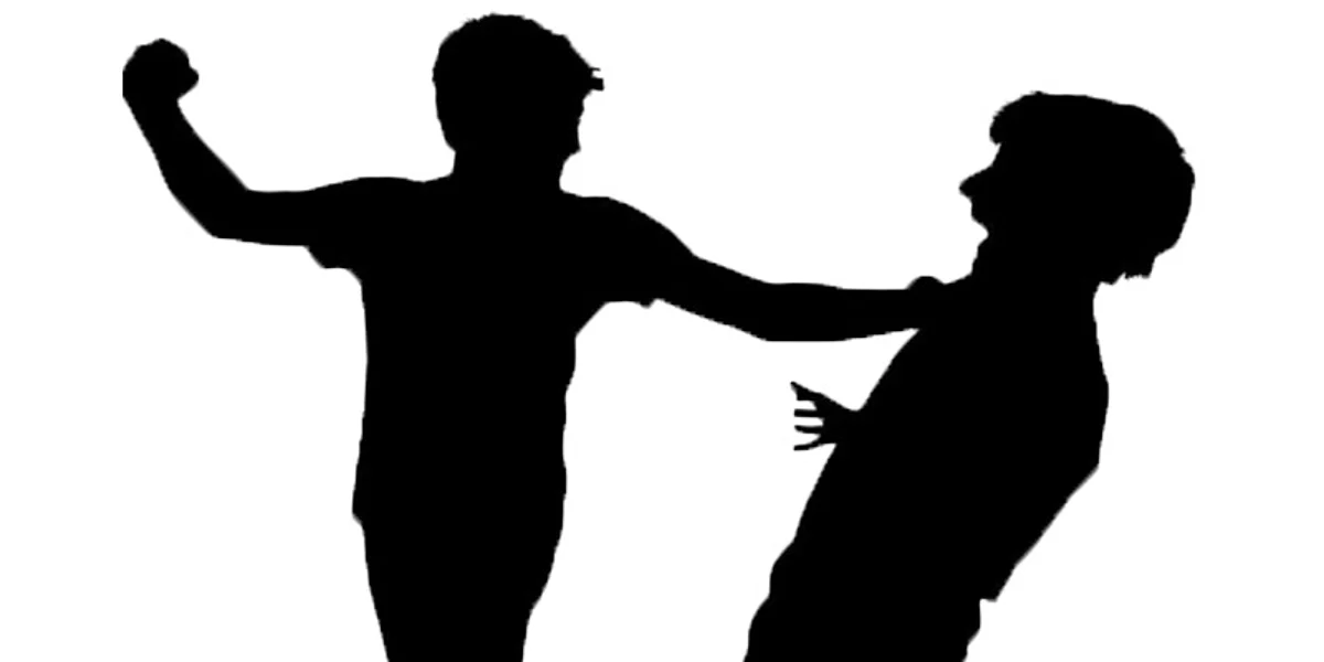 কর্মচারীকে পেটালেন ইউএনও