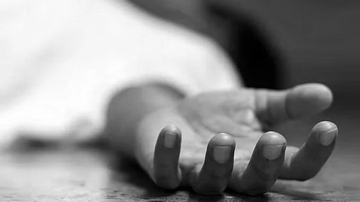 সড়কে দুই দুর্ঘটনায় দুজনের প্রাণহানি।