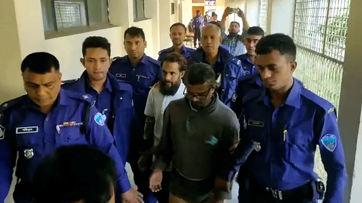 কারাগারে নেওয়া হচ্ছে দুই জঙ্গিকে।