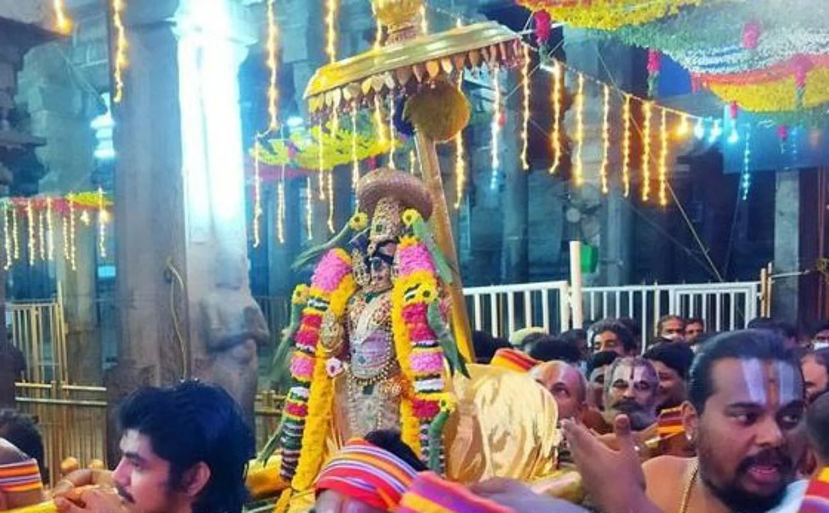 19 ஆண்டுகளுக்குப் பின் கார்த்திகை மாதத்தில் வைகுண்ட ஏகாதசி: சொர்க்கவாசல் திறப்பு!