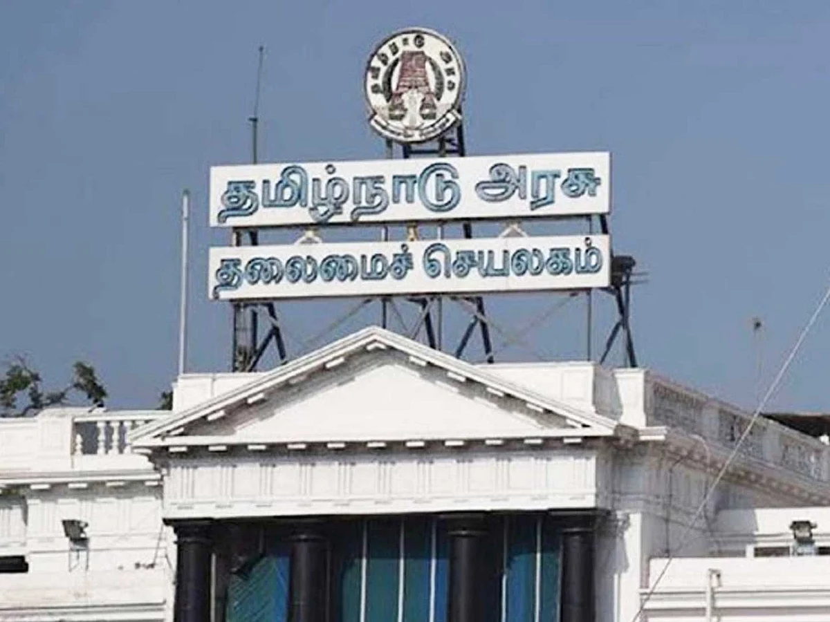 மாணவிகளுக்கு பிரதி மாதம் 7-ம் தேதி ரூ. 1000: அரசு அறிவிப்பு!