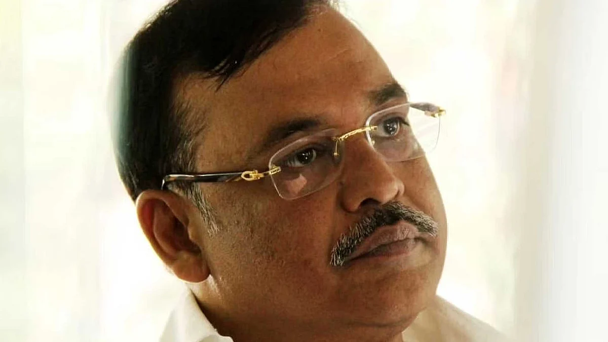 Political Advisor Ravanan