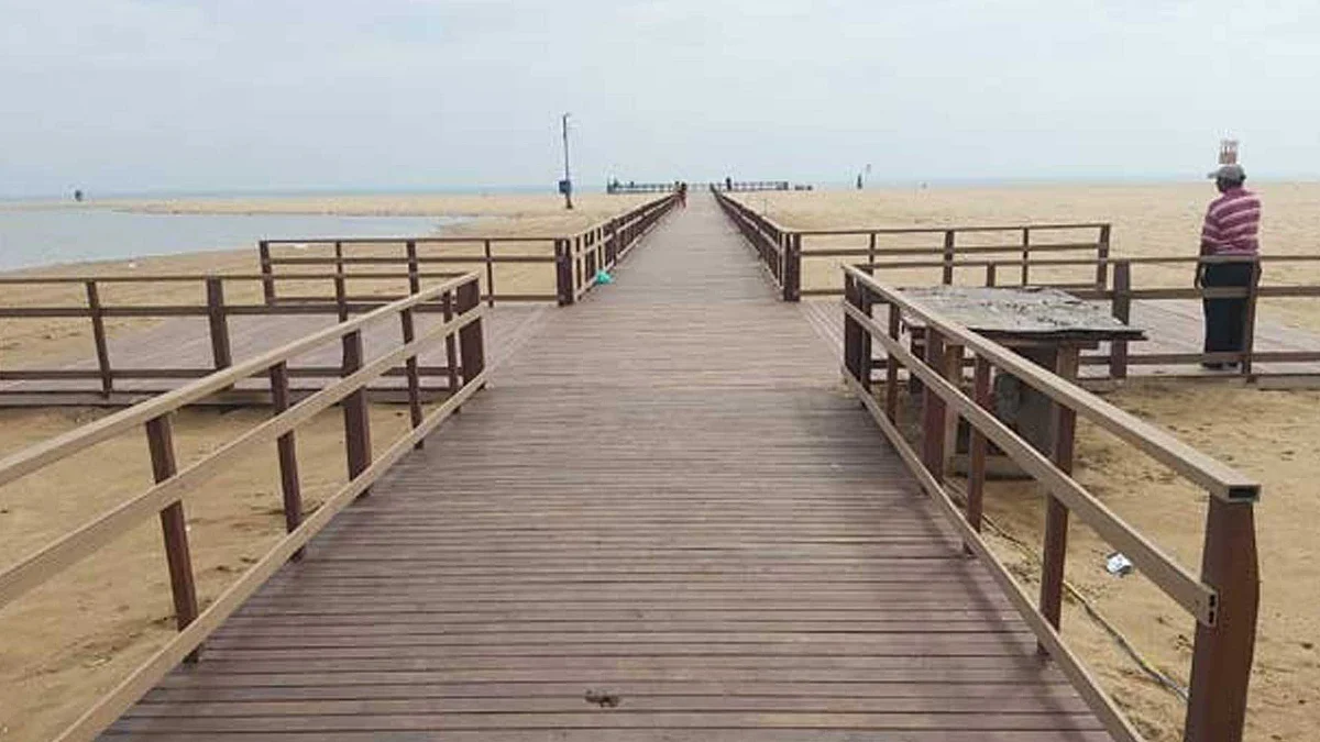 மெரினா நடைபாதை
