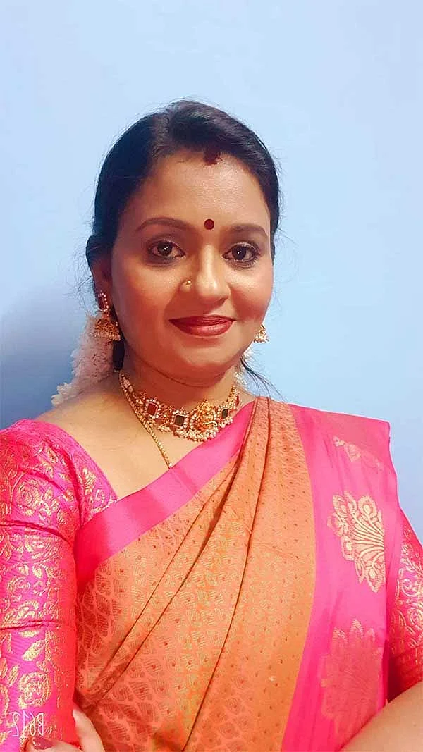 சுமிதா ரமேஷ்