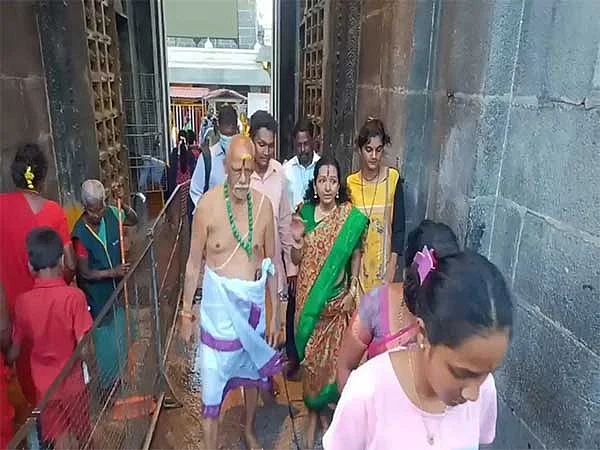 ஷோபா சந்திரசேகர்
