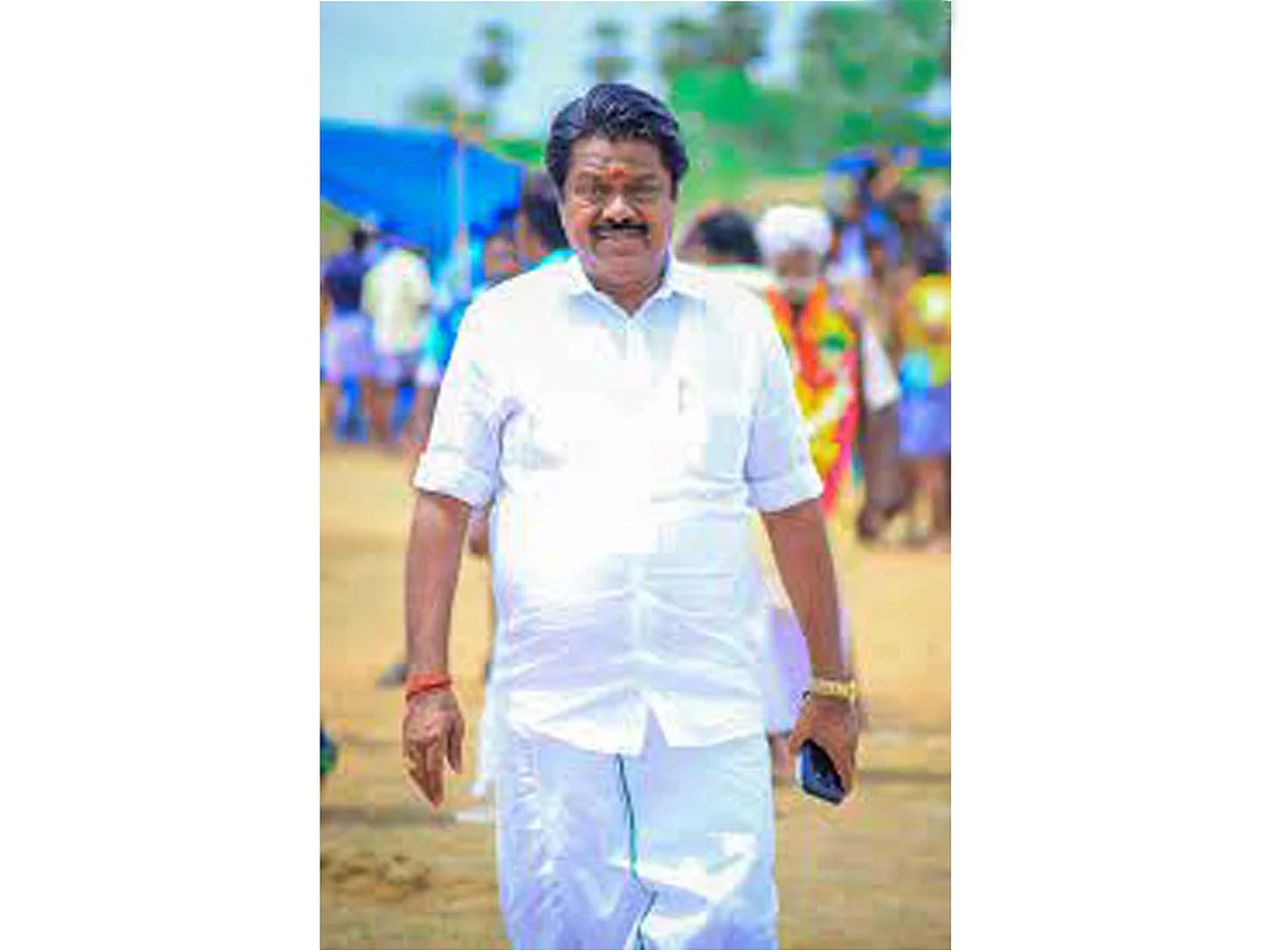 தலைவர் ராஜசேகரன்