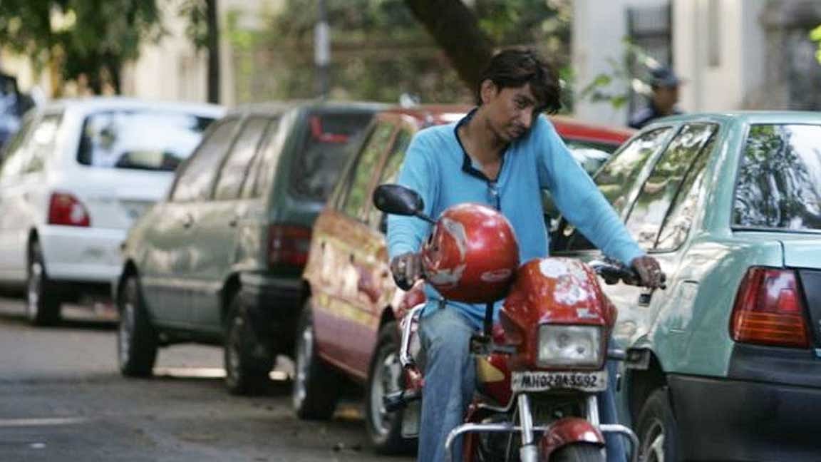 செல்ஃபோனில் பேசிக் கொண்டே நடைப்பயிற்சி செய்வதால் ஏற்படும் தீமைகள்