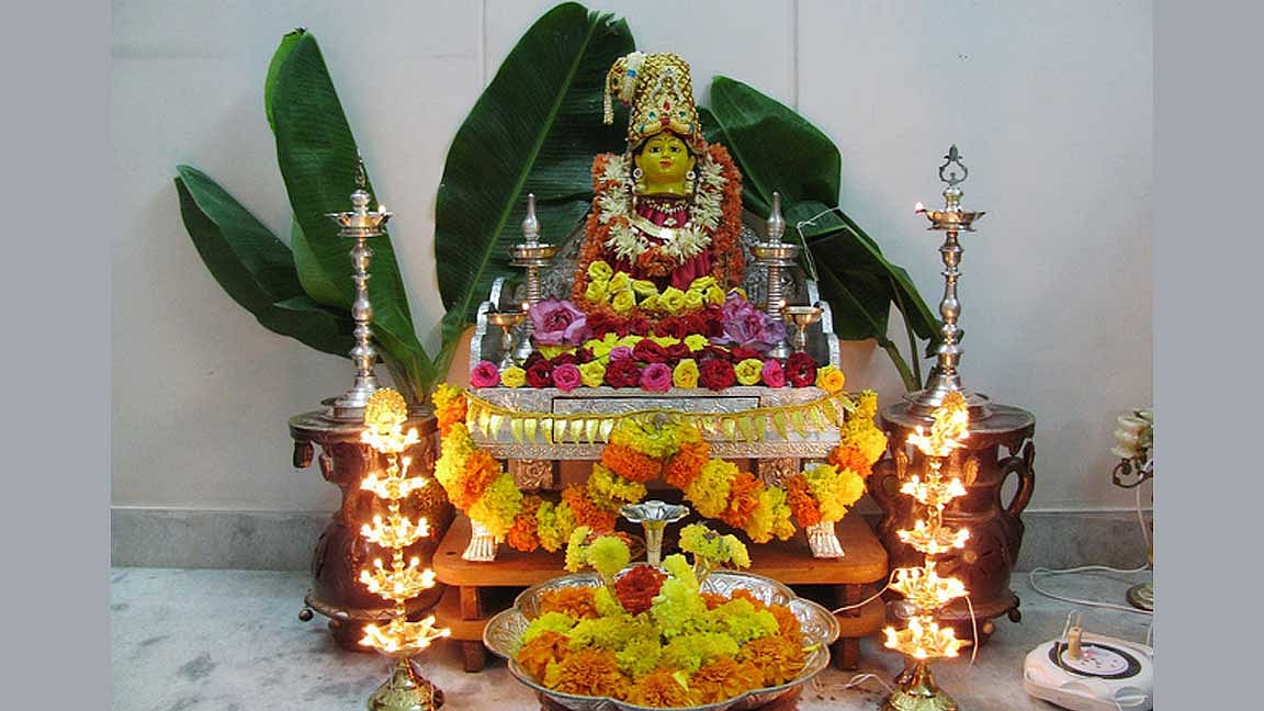 கலசத்தில் கட்டிய கருகமணி தங்கம்!