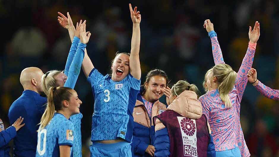 மகளிர் உலகக்கோப்பை கால்பந்து: இறுதிச்சுற்றில் நுழைந்தது இங்கிலாந்து!