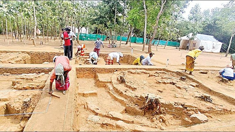 பொற்பனைக்கோட்டை அகழாய்வில் புதிய  கண்டுபிடிப்பு!