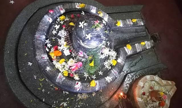 நவாச்சுனையில் வீற்றிருக்கும் சிவபெருமான்!