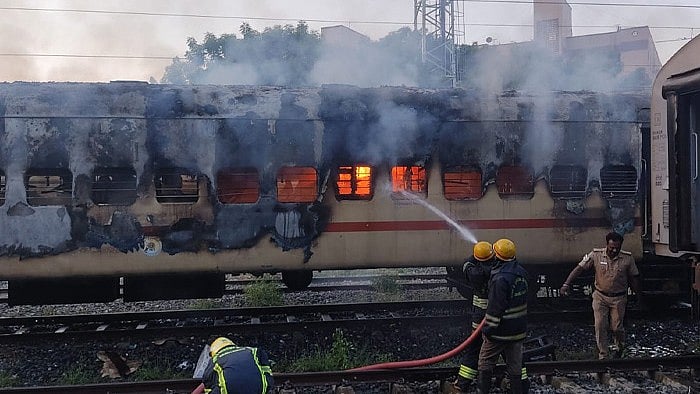 மதுரை ரயில் விபத்து: அனுமதியின்றி பயணி எடுத்துவந்த சிலிண்டர் வெடித்து 9 பேர் பலி!