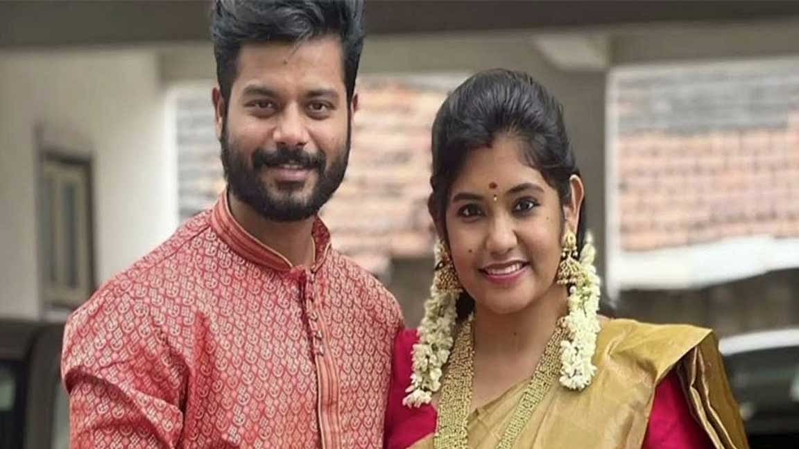 சின்னத்திரை நடிகை ஸ்ருதி சண்முகப்பிரியாவின் கணவர் திடீர் மாரடைப்பால் உயிரிழந்தார்!
