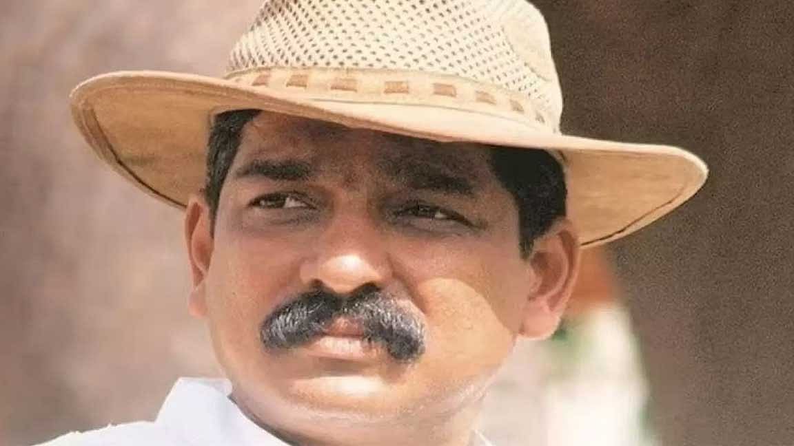 நிதி நெருக்கடி காரணமாக பிரபல கலை இயக்குனர் நிதின் தேசாய் தற்கொலை!
