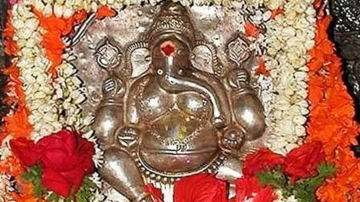 தோரண கணபதி போற்றி!