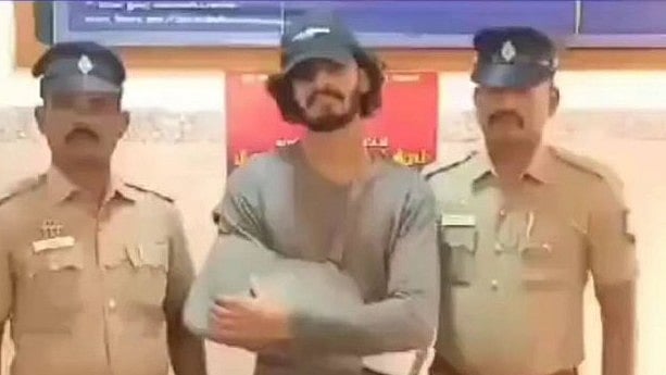 டிடிஎப் வாசன் கைது.. ஜாமீனில் வெளிவரமுடியாத அளவு வழக்குப்பதிவு!