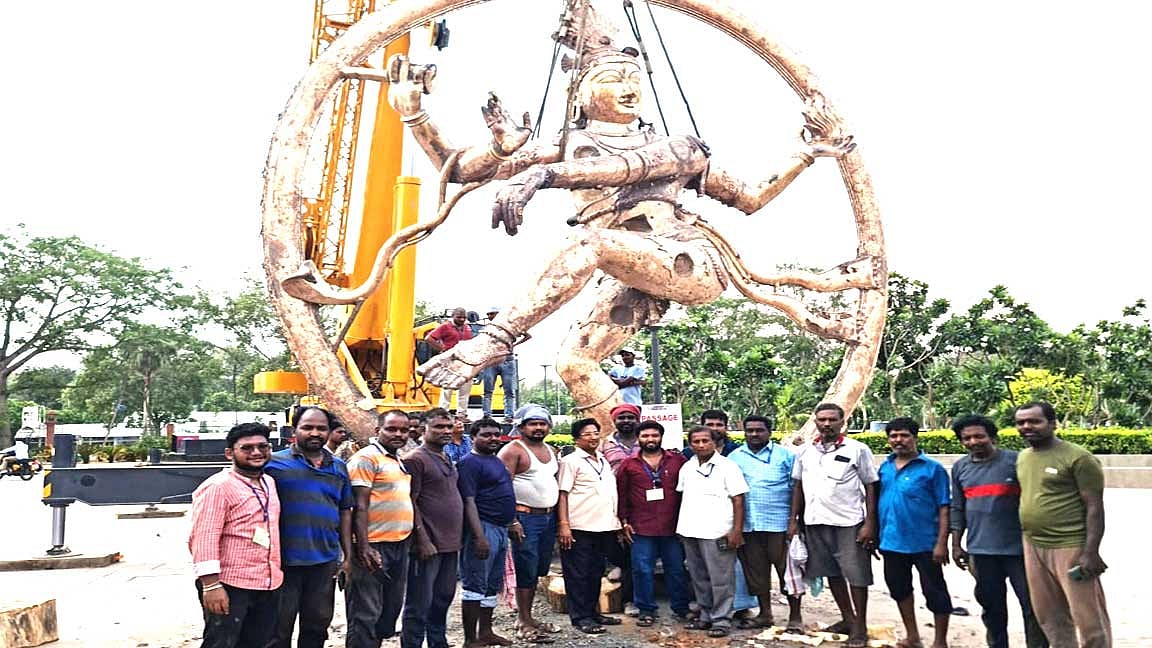 டெல்லி பாரத் மண்டபத்தில் பிரம்மாண்ட நடராஜர் சிலை! பின்னணிகள் என்ன?