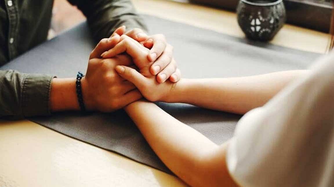 மற்றவர்கள் மத்தியில் உங்கள் மதிப்பை அதிகரிப்பது எப்படி?