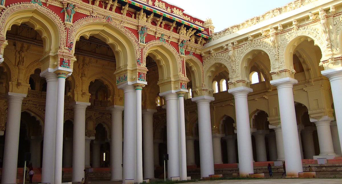 உலகப் புகழ்பெற்ற மதுரை திருமலை நாயக்கர் மஹால்!