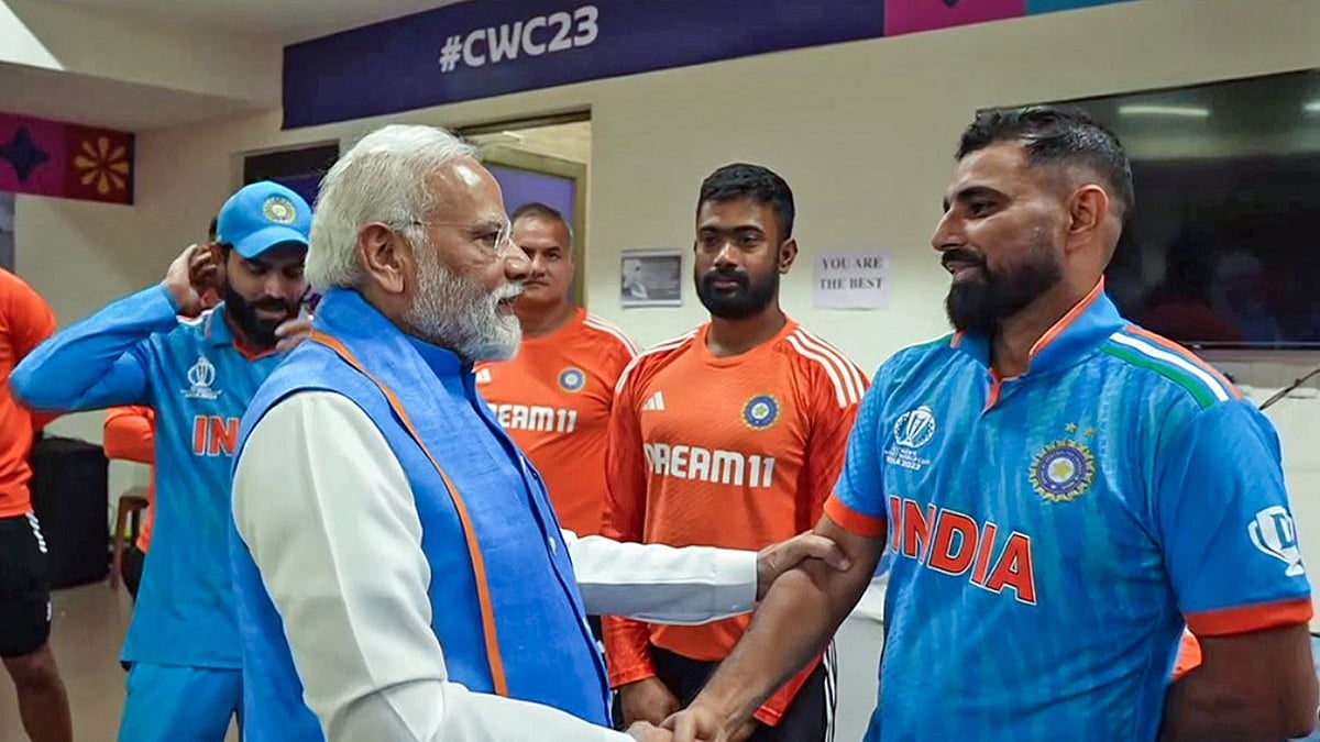 உலக கோப்பை தோல்வியை அடுத்து பிரதமர் மோடி கூறியதை முகமது ஷமி பகிர்ந்துள்ளார்!