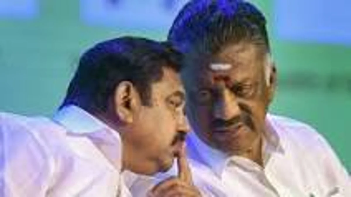 பதுங்கும் ஓபிஎஸ்... பாயும் ஈபிஎஸ்!