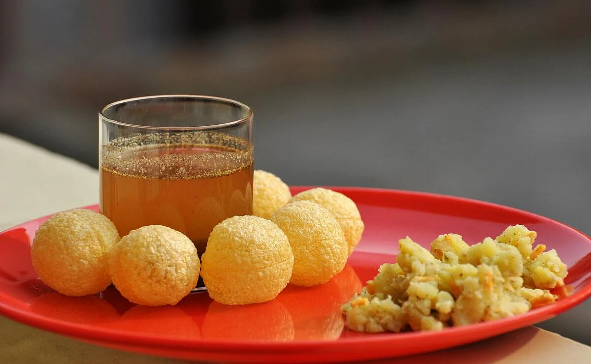 ஒரு தேவதை வந்துவிட்டாள்!
மகள் பிறந்ததை இலவச பானிபூரி வழங்கிக் கொண்டாடிய வியாபாரி