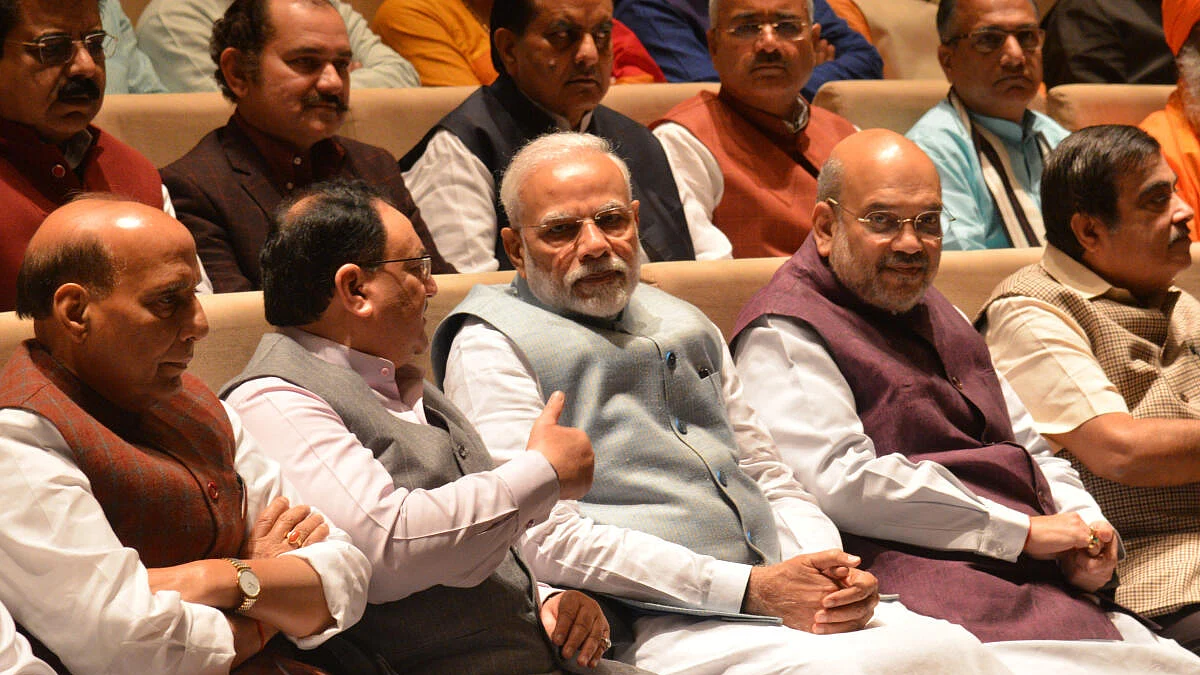 அசாம், உத்தராகண்ட், கர்நாடகம், குஜராத்... அடுத்தடுத்து முதல்வர்களை மாற்றும் பாஜக