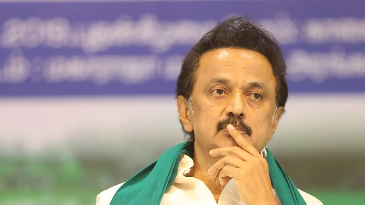 காவல் துறையினர், சீருடைப் பணியாளர்கள் 134 பேருக்கு அண்ணா பதக்கம்