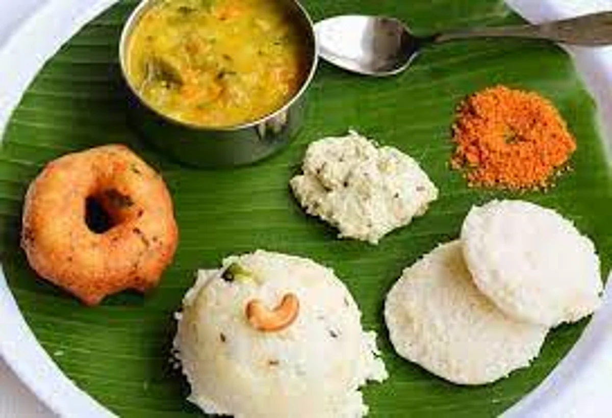 வாழ்க்கைன்னா வடை மாதிரி இருக்கணும்