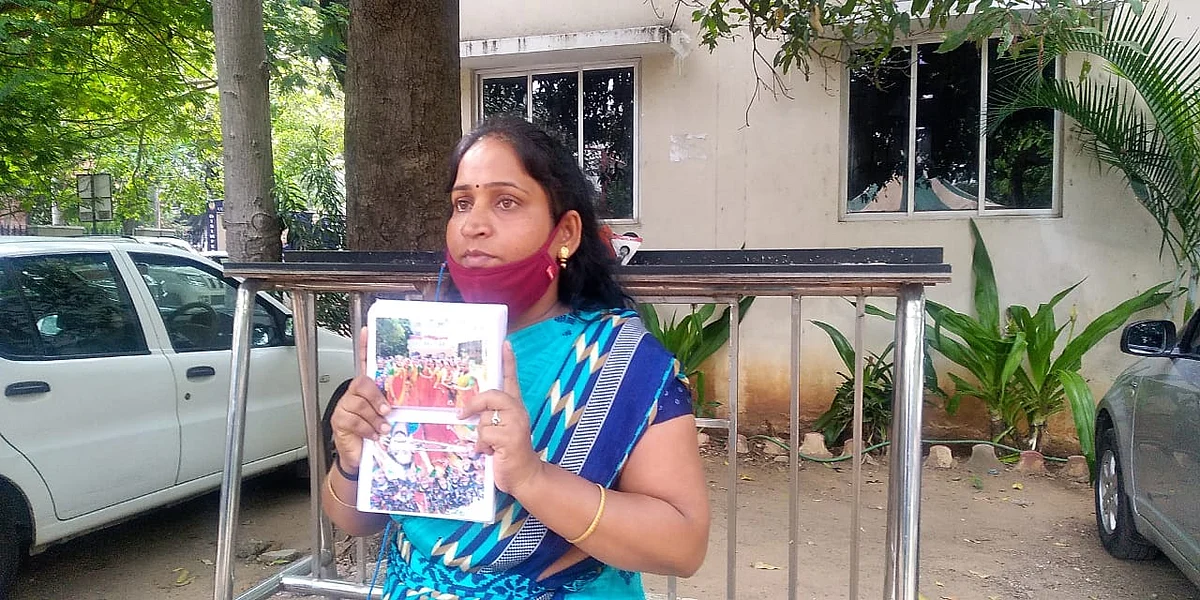 மகளிர் சுய உதவிக் குழுவினரிடம் கந்துவட்டி கேட்டு மிரட்டல்