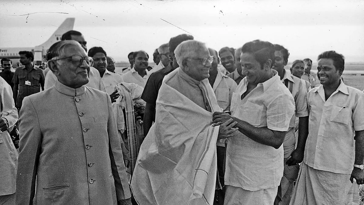 தமிழக ஆளுநர்களாக இருந்த 3 குடிமைப் பணி அதிகாரிகள்!