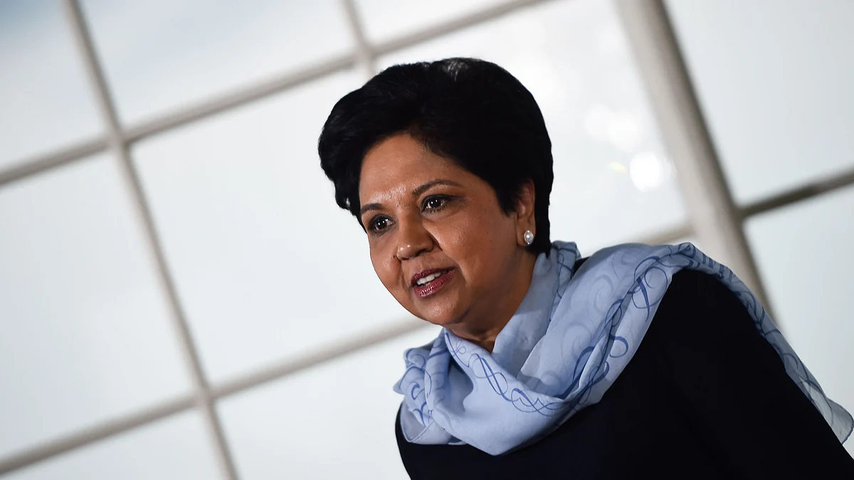 ‘கிரீடத்தை கேரேஜிலேயே விட்டுட்டு வா!’