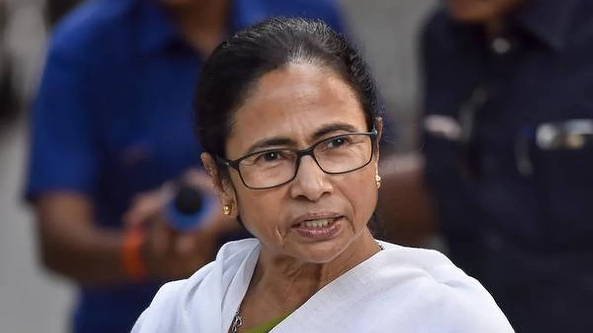 மம்தாவின் டெல்லி பயணம்... என்னவோ திட்டம் இருக்கு!