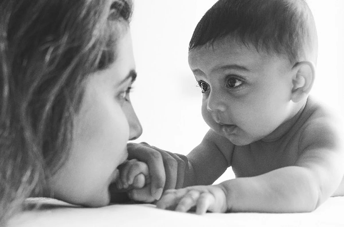 திருஷ்டி போக்க குழந்தைக்கு கண்ணாடி வளையல் போடணும்!: அவ(ள்) நம்பிக்கைகள்-25
