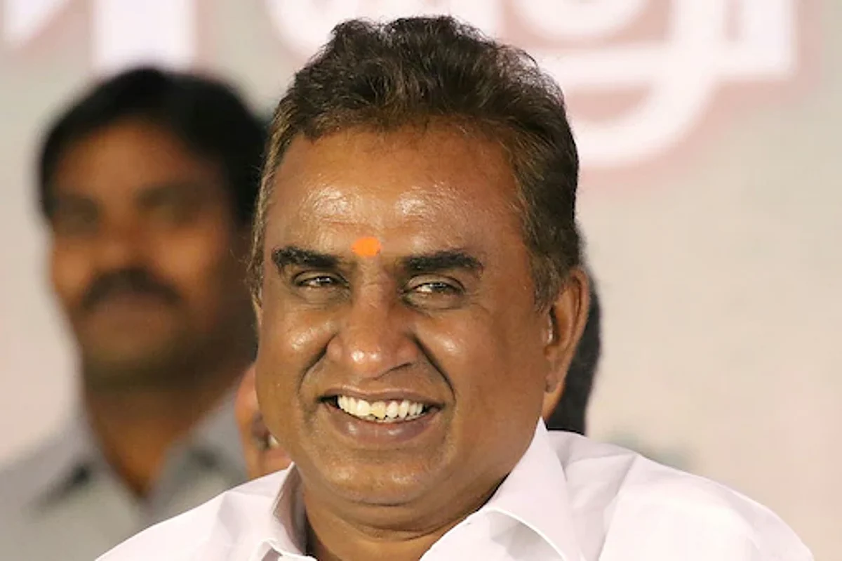 'வழக்கு ஆவணங்களைப் பெற வேலுமணி தரப்புக்கு உரிமை உண்டு': உத்தரவு பிறப்பித்த உயர்நீதிமன்றம்
