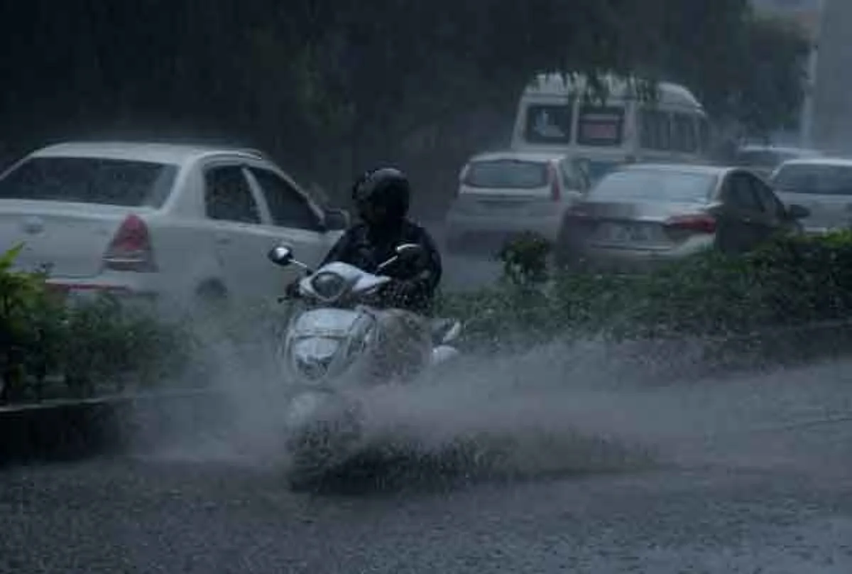 கணிப்புக்கு அப்பாற்பட்ட கனமழை: என்ன செய்ய வேண்டும் சென்னை?