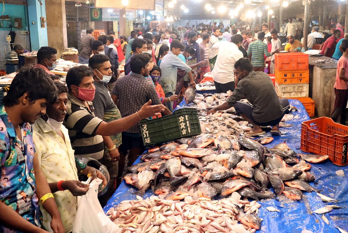 கேரளாவில் தொடரும் உணவு சர்ச்சை: மீன் சாப்பிட்ட 4 பேர் மருத்துவமனையில் அனுமதி