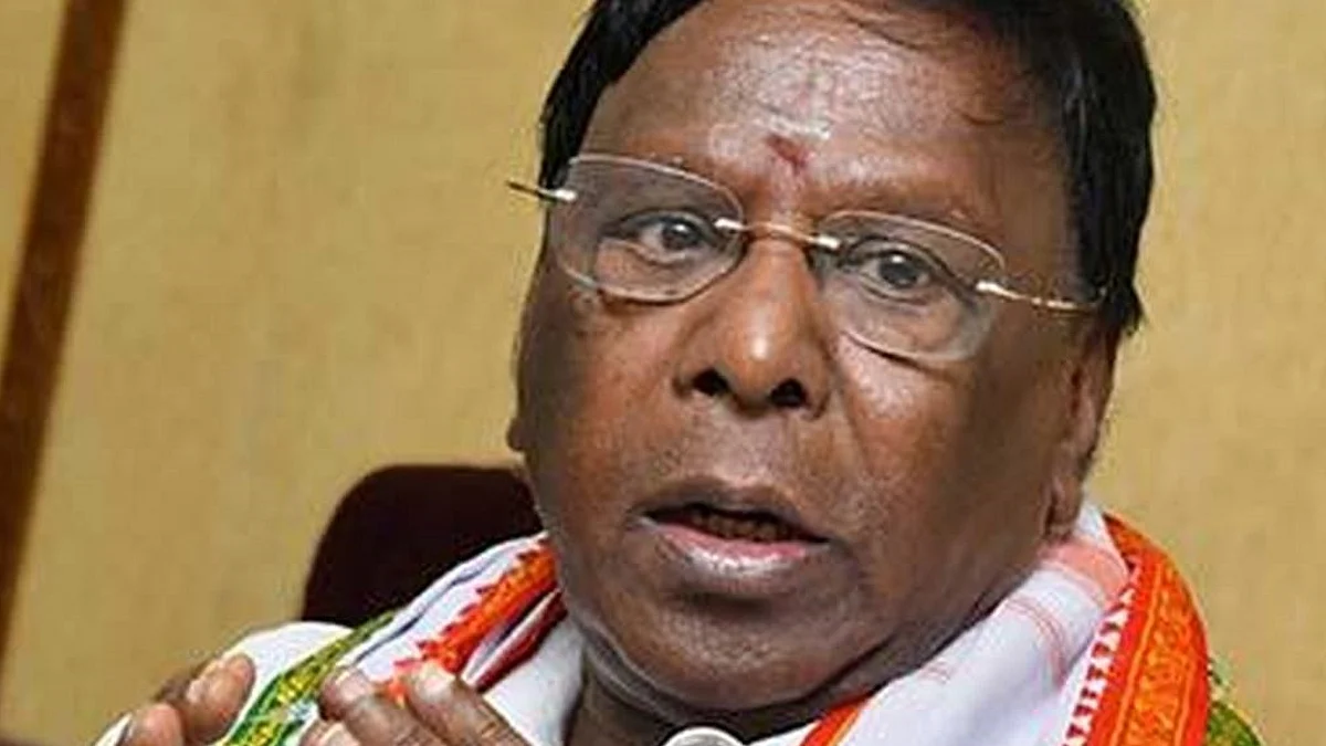 முன்னாள் முதல்வர் நாராயணசாமி