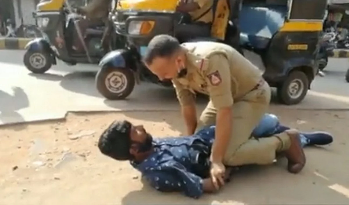 செல்போன் திருடனை துரத்திப் பிடித்த காவலர்!