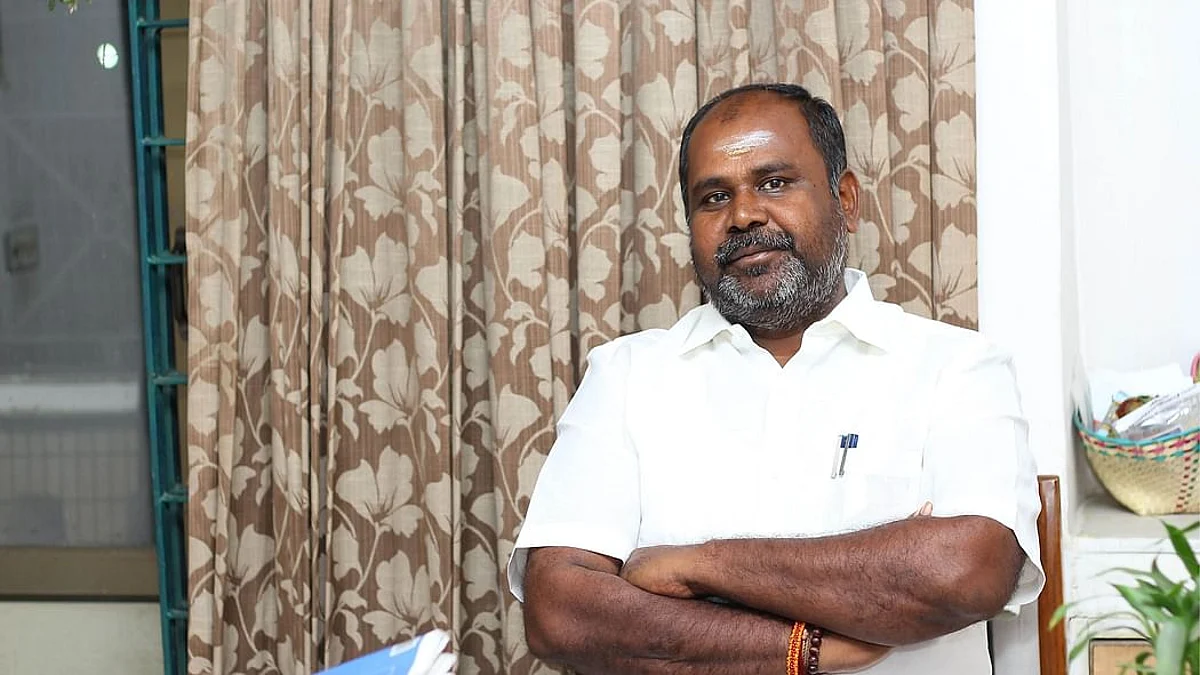 `ஈபிஎஸ்-க்கு மத்திய அரசின் அங்கீகாரம் கிடைத்துள்ளது'- இப்படி ஆர்.பி.உதயகுமார் சொல்ல காரணம் என்ன?